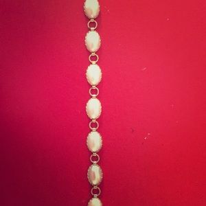 Pearl bracelet
